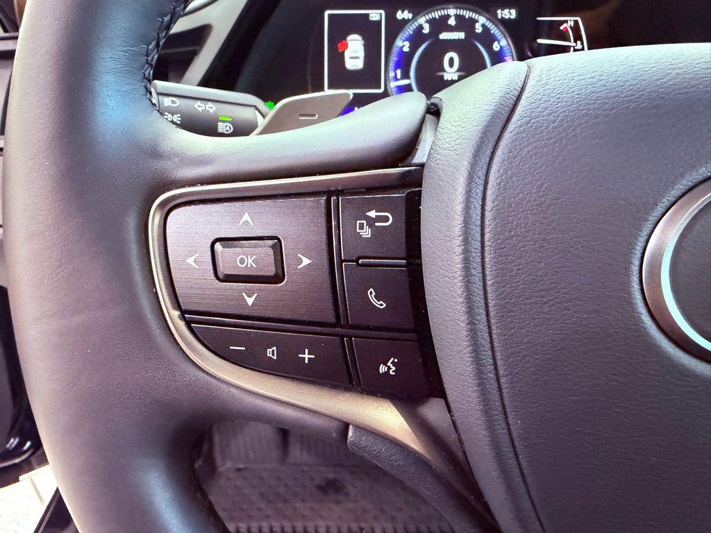 used 2025 Lexus ES 350 car, priced at $44,988