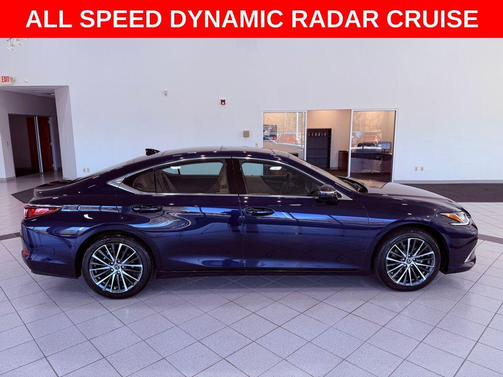 used 2025 Lexus ES 350 car, priced at $44,988