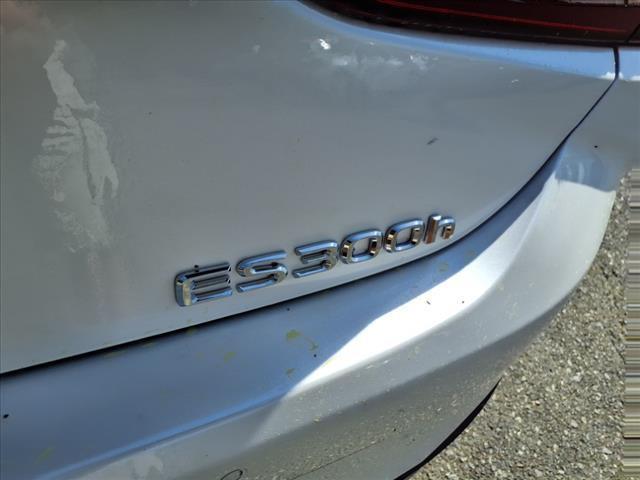 new 2025 Lexus ES 300h car, priced at $51,034
