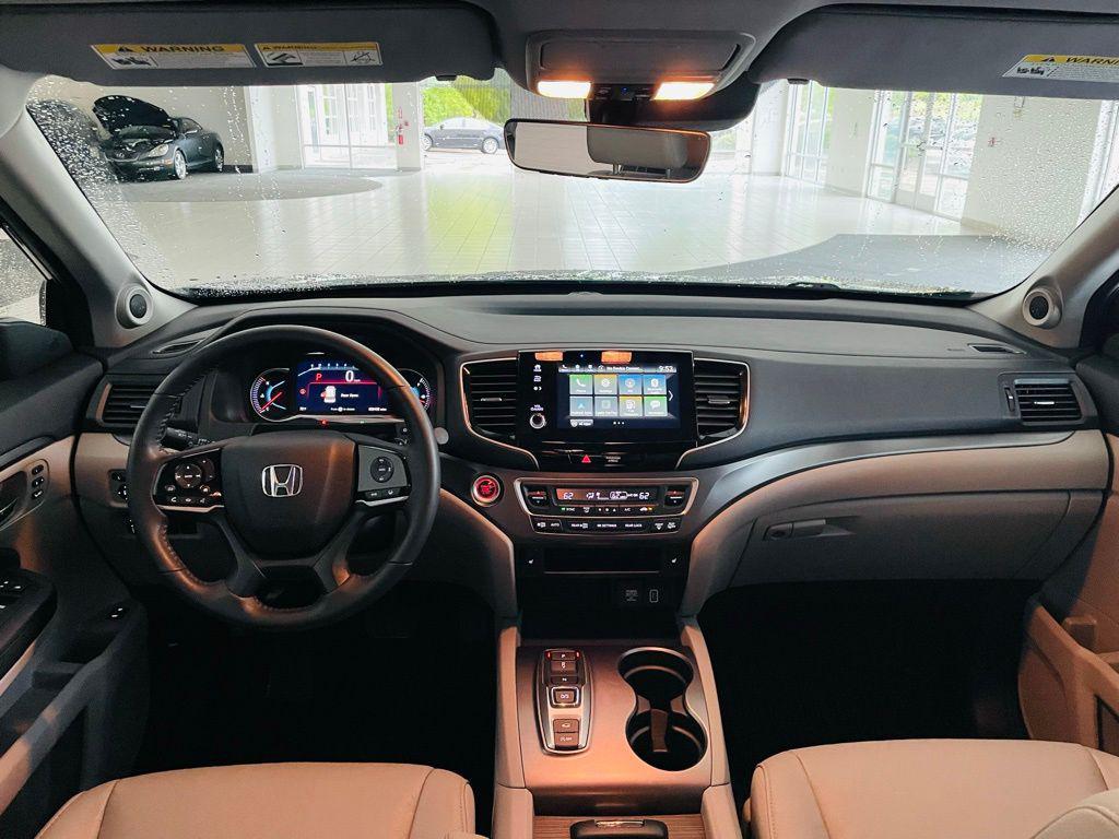 used 2022 Honda Pilot car, priced at $32,488