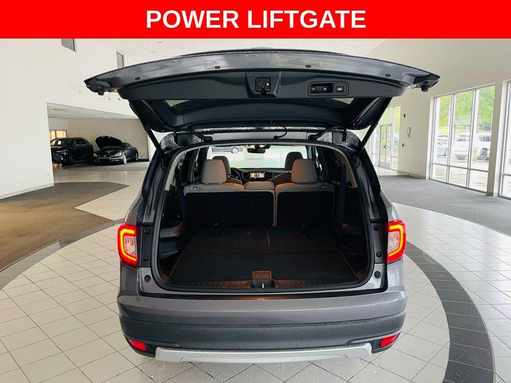 used 2022 Honda Pilot car, priced at $32,488