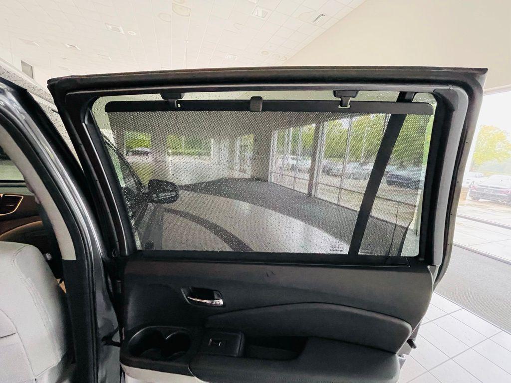 used 2022 Honda Pilot car, priced at $32,488