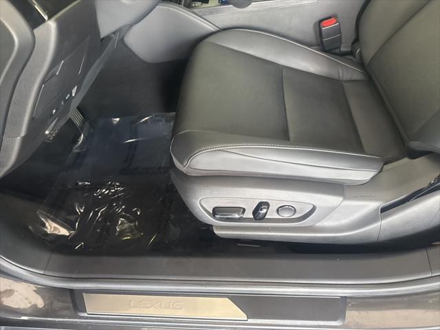 used 2022 Lexus ES 300h car, priced at $36,488
