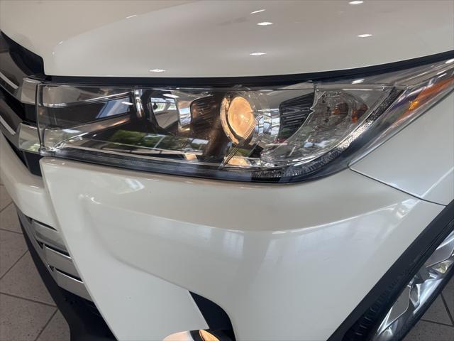 used 2017 Toyota Highlander car, priced at $27,988
