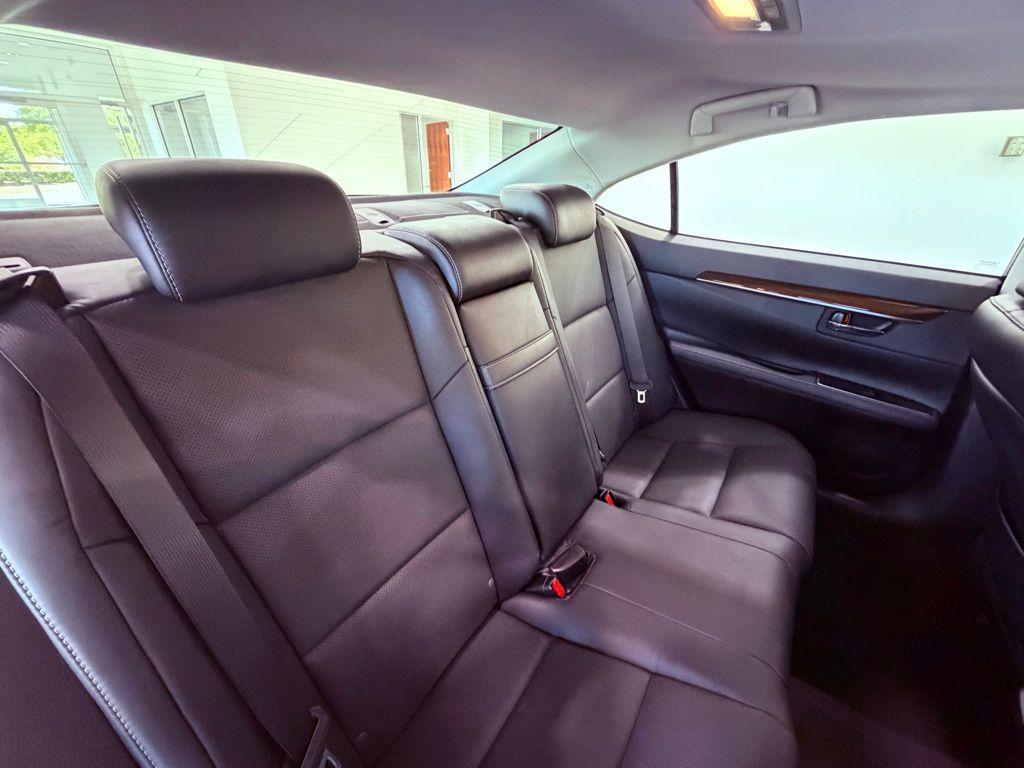 used 2016 Lexus ES 350 car, priced at $16,988