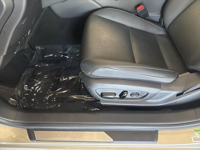 used 2022 Lexus ES 350 car, priced at $36,488