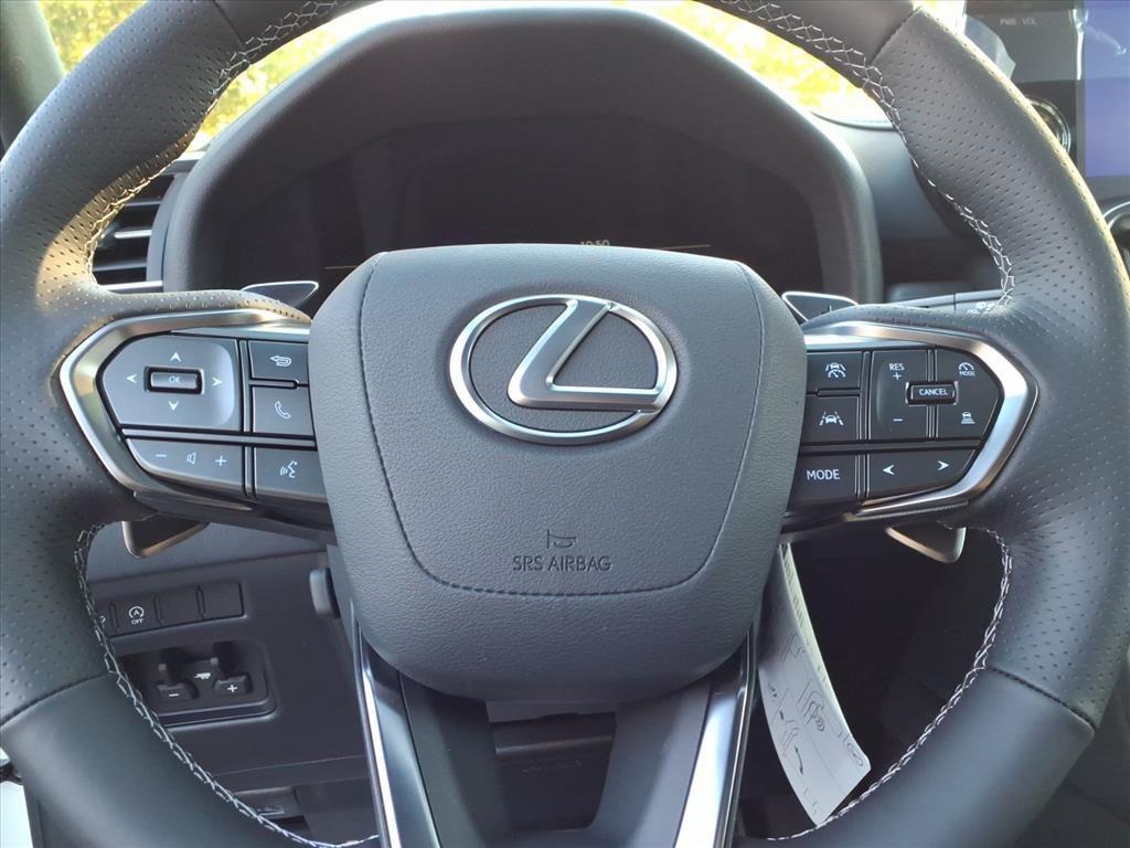 new 2025 Lexus LX 600 car, priced at $118,888