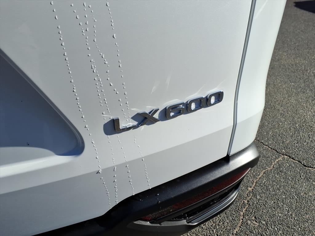 new 2025 Lexus LX 600 car, priced at $118,888