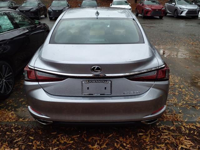 new 2025 Lexus ES 350 car, priced at $48,464