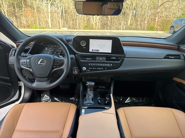 used 2024 Lexus ES 350 car, priced at $40,488