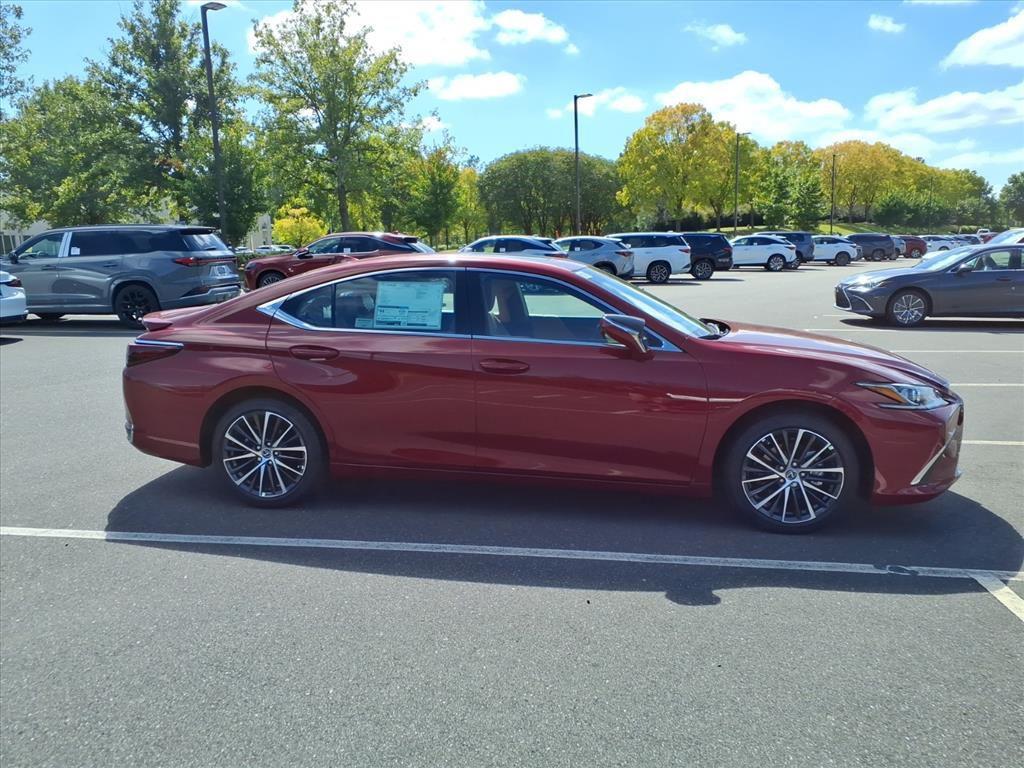 new 2025 Lexus ES 300h car, priced at $49,929