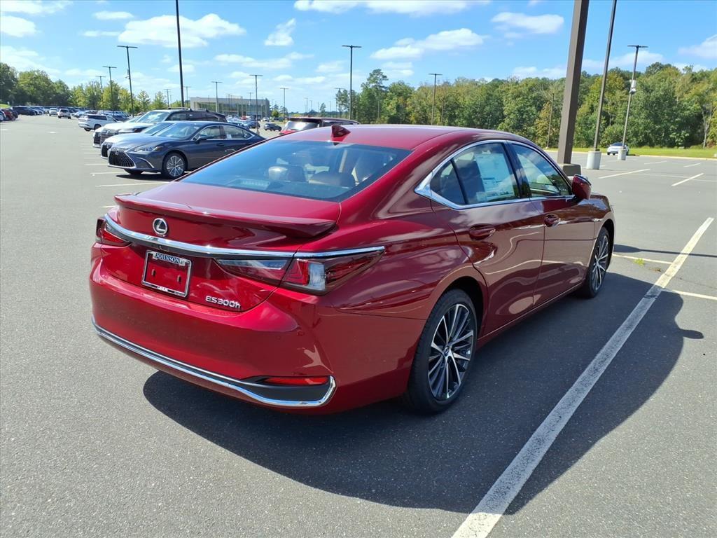 new 2025 Lexus ES 300h car, priced at $49,929