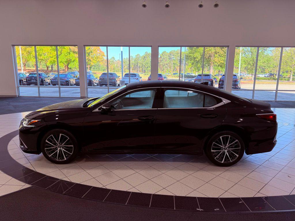 used 2024 Lexus ES 350 car, priced at $43,488