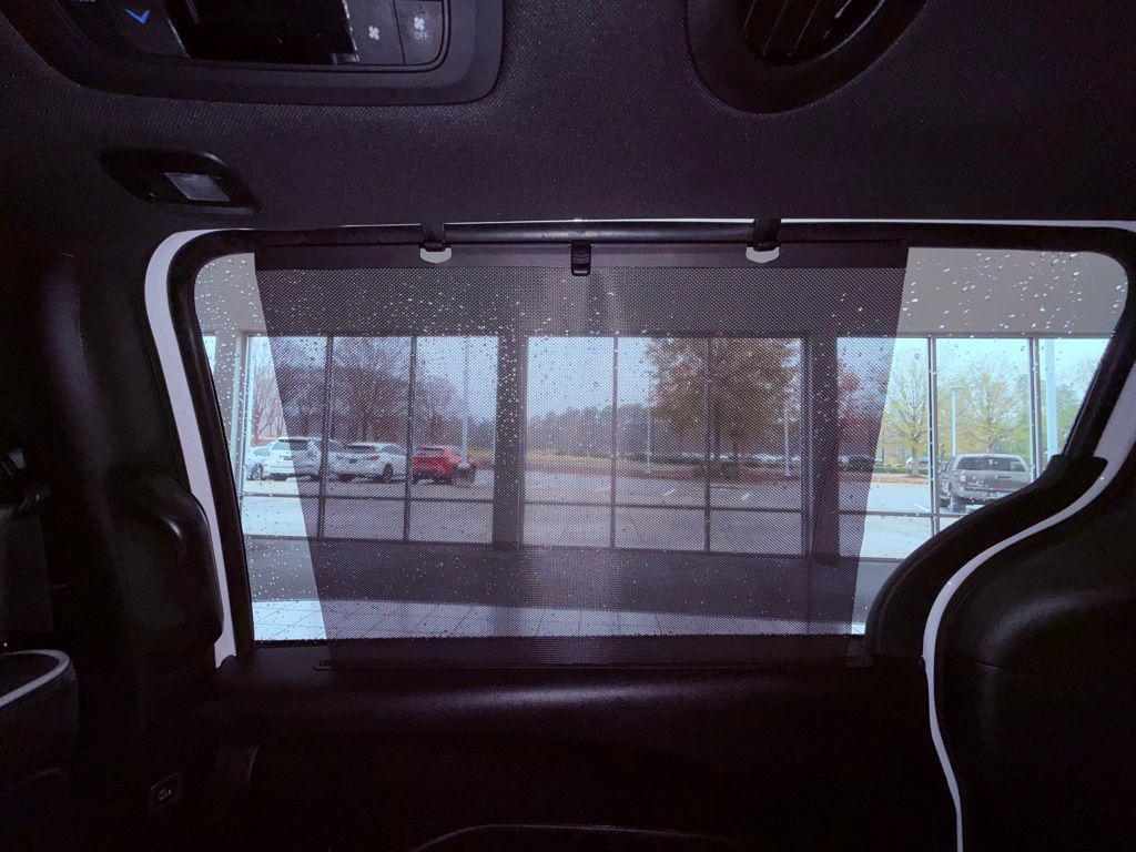 used 2020 Chrysler Pacifica Hybrid car, priced at $22,988