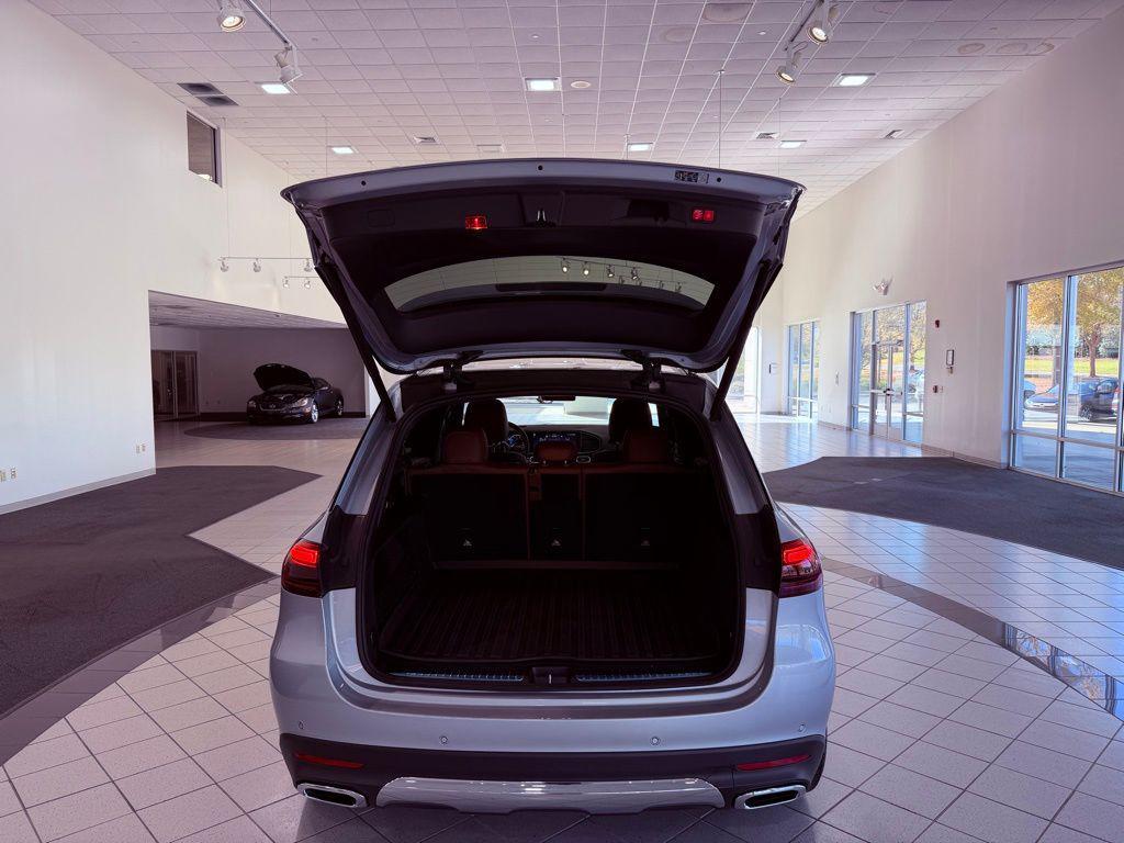 used 2024 Mercedes-Benz GLE 450 car, priced at $61,988