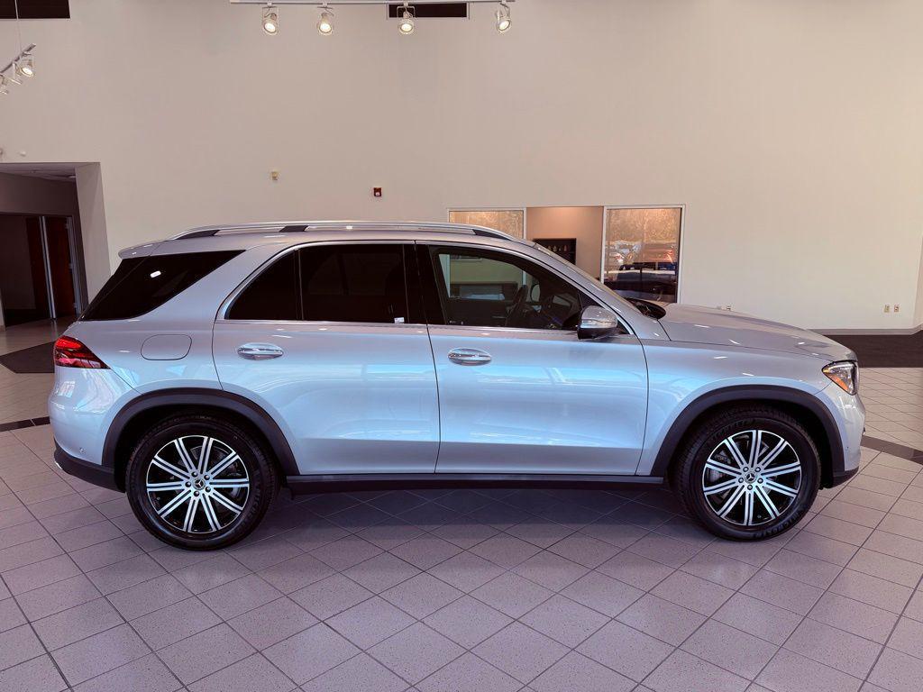 used 2024 Mercedes-Benz GLE 450 car, priced at $61,988