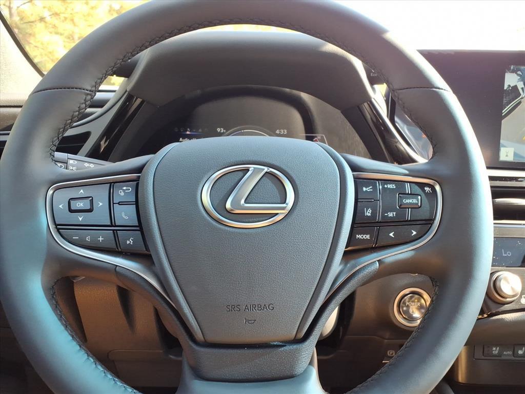 new 2025 Lexus ES 300h car, priced at $51,124