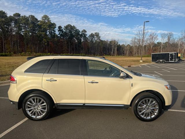 used 2014 Lincoln MKX car, priced at $11,488