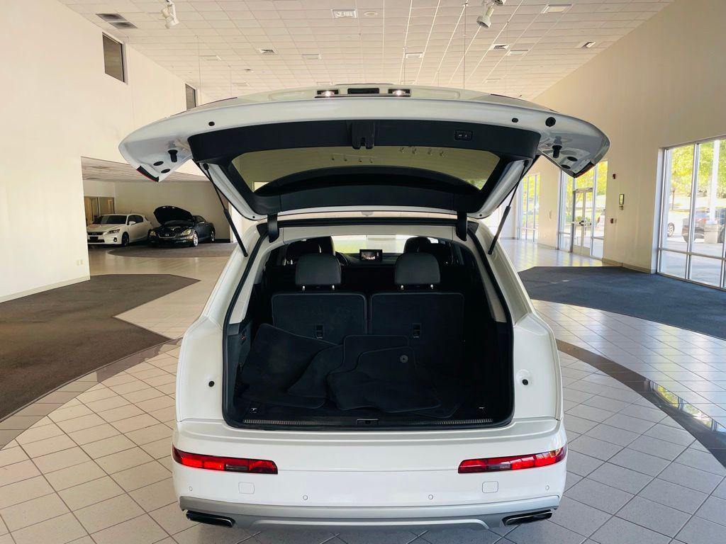 used 2017 Audi Q7 car, priced at $12,988