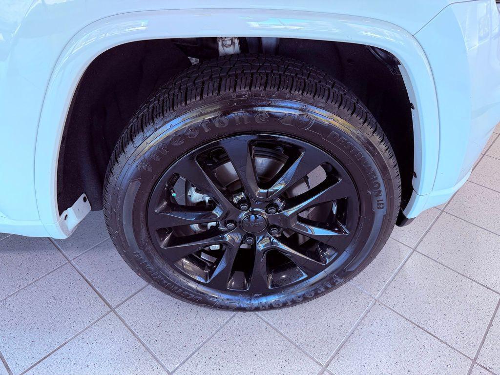 used 2019 Jeep Grand Cherokee car, priced at $18,988