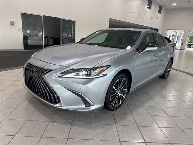 used 2023 Lexus ES 300h car, priced at $39,988
