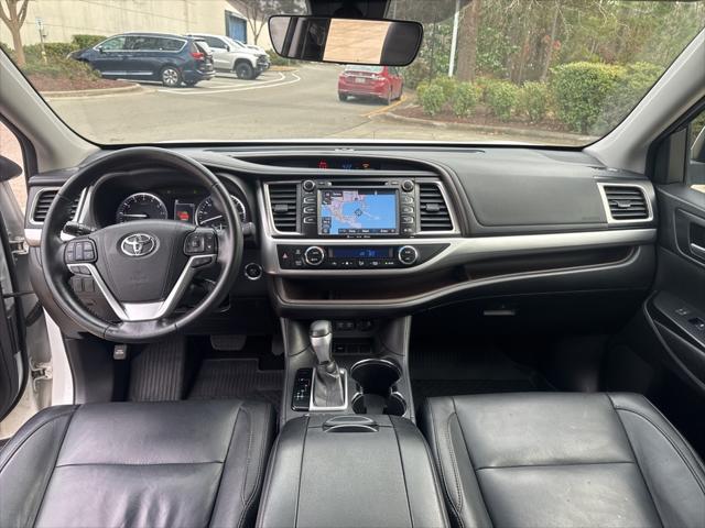 used 2018 Toyota Highlander car, priced at $16,988