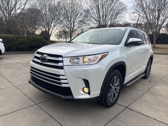 used 2018 Toyota Highlander car, priced at $16,988