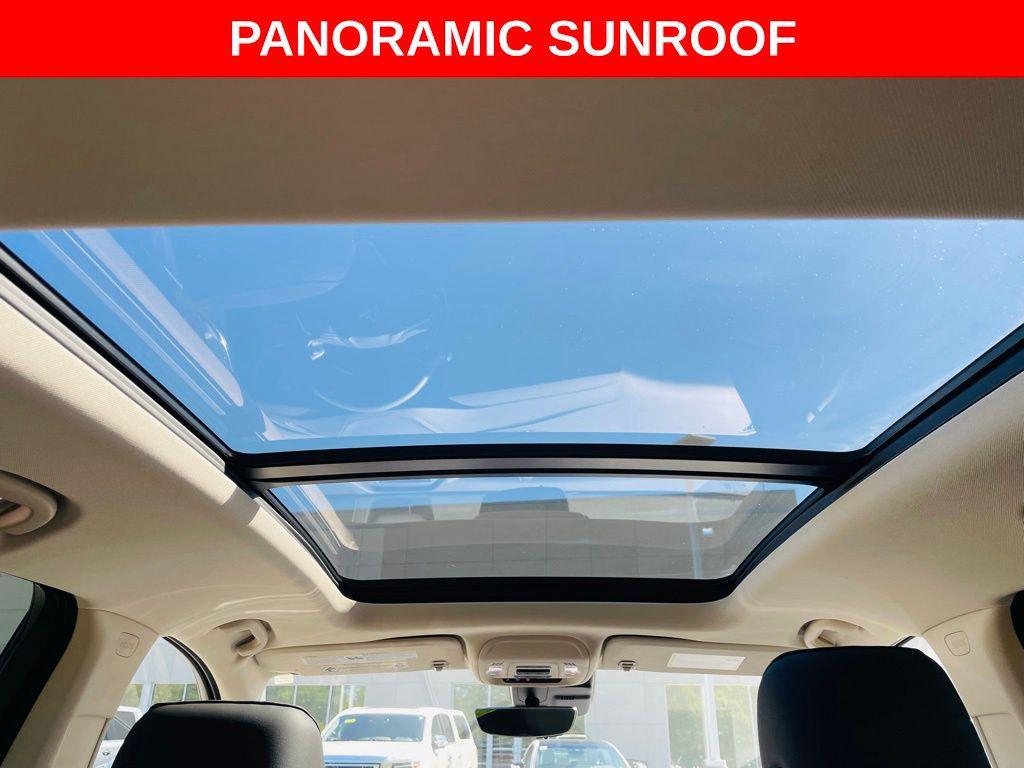 used 2022 Buick Envision car, priced at $29,988