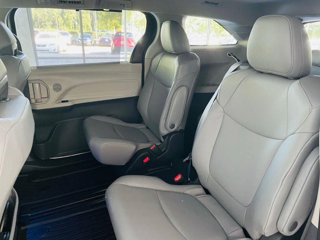 used 2024 Toyota Sienna car, priced at $46,988