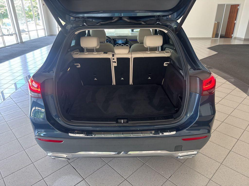 used 2021 Mercedes-Benz GLA 250 car, priced at $23,988
