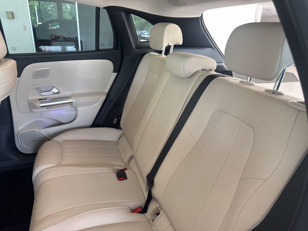 used 2021 Mercedes-Benz GLA 250 car, priced at $23,988