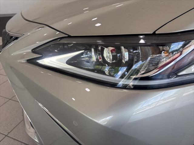 used 2024 Lexus ES 350 car, priced at $41,888