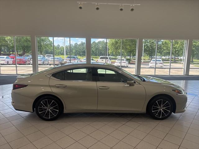 used 2024 Lexus ES 350 car, priced at $41,888