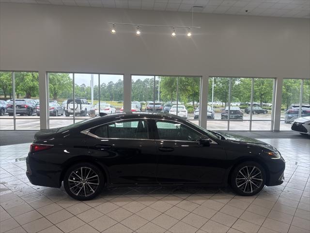 used 2022 Lexus ES 350 car, priced at $35,988