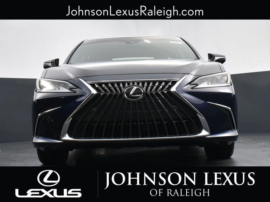 new 2025 Lexus ES 300h car, priced at $51,244