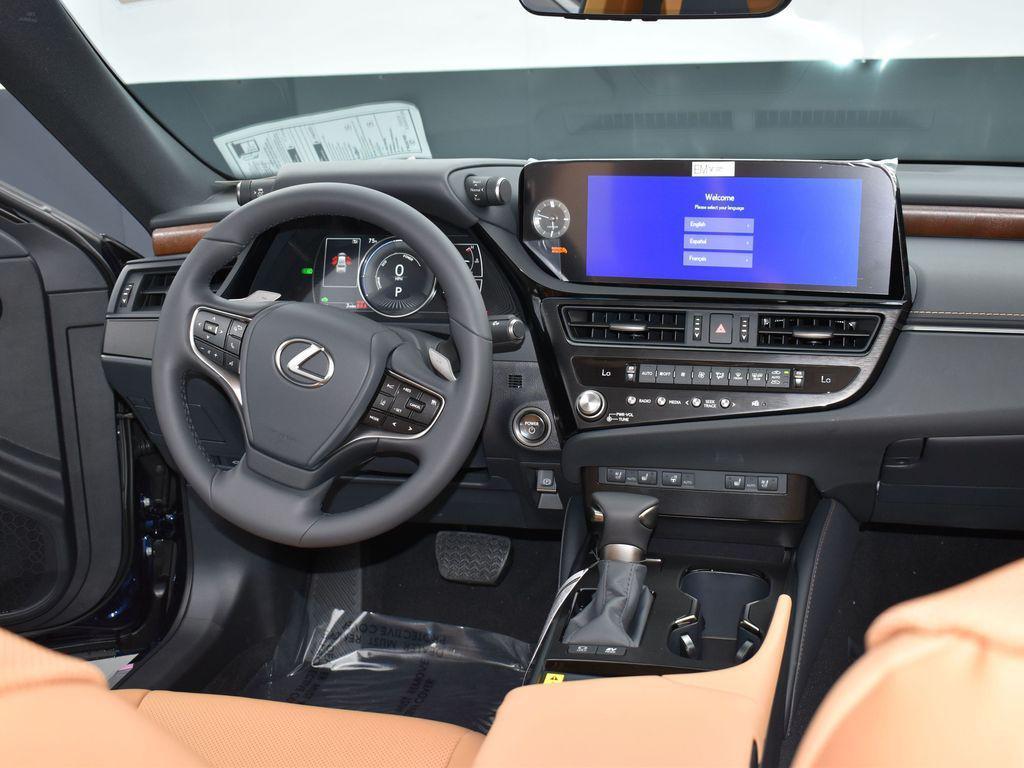 new 2025 Lexus ES 300h car, priced at $51,244