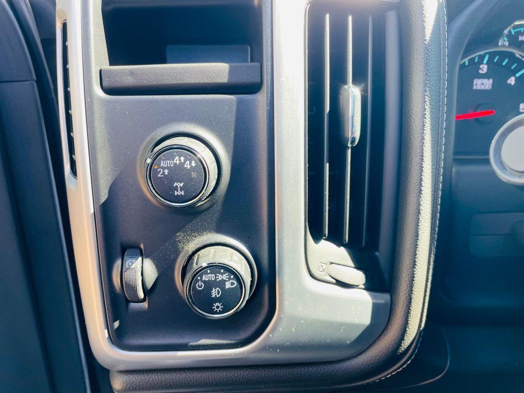 used 2017 GMC Sierra 1500 car, priced at $29,488