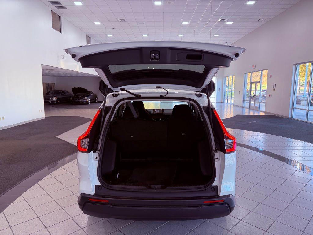 used 2023 Honda CR-V car, priced at $26,888