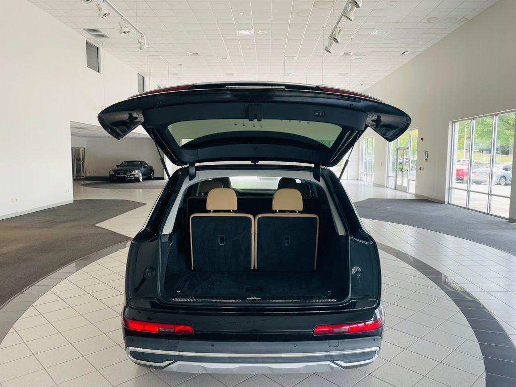 used 2023 Audi Q7 car, priced at $37,488