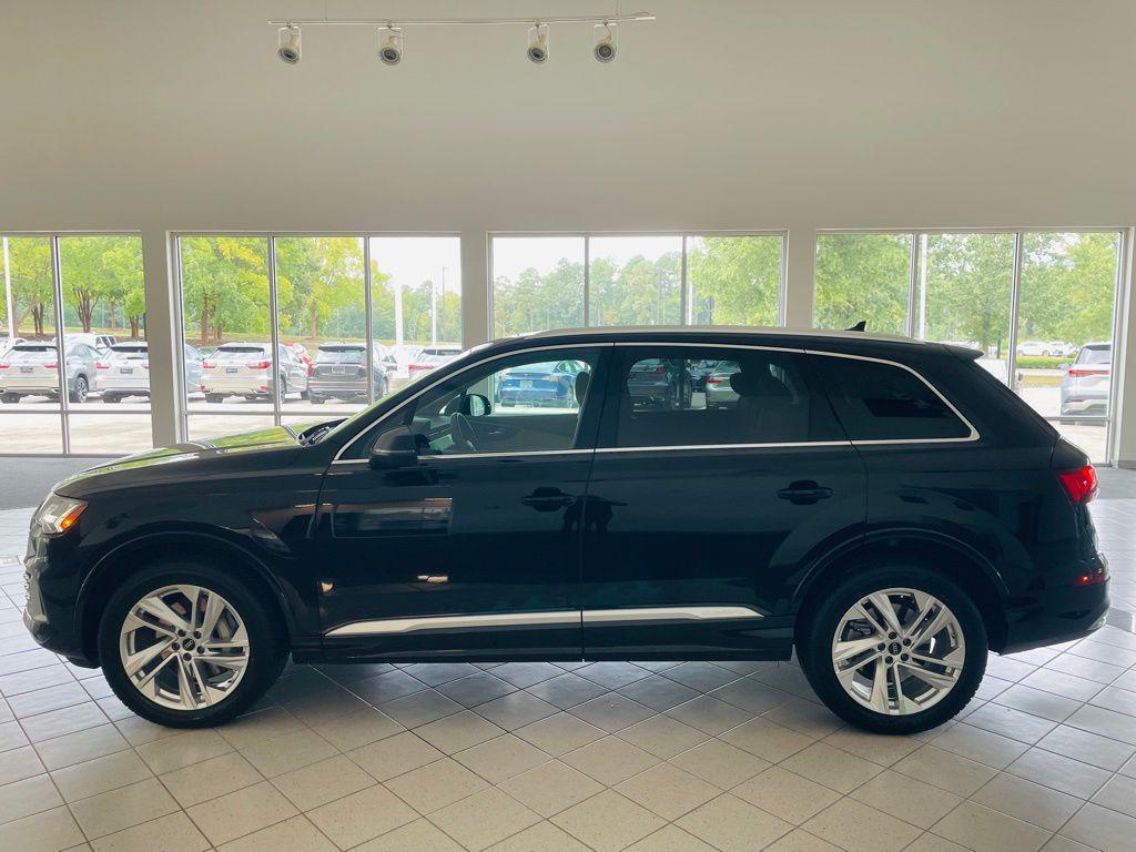 used 2023 Audi Q7 car, priced at $37,488