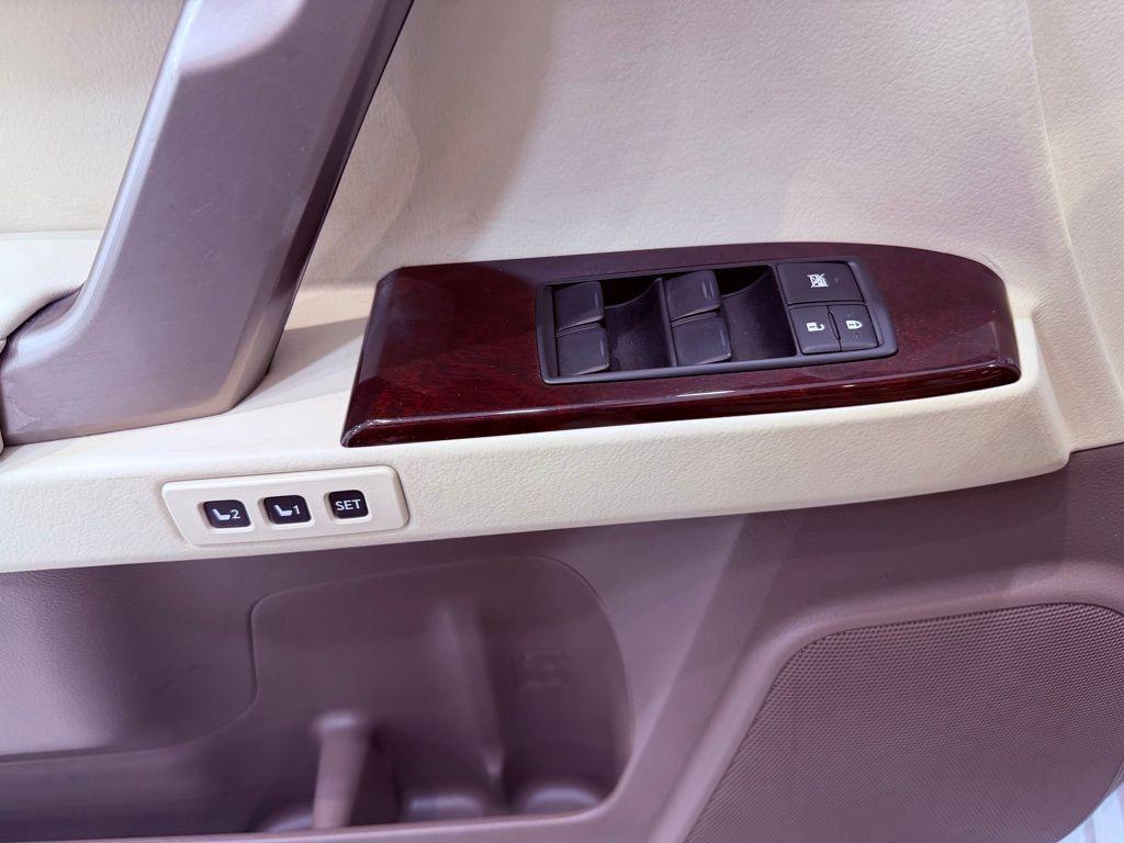 used 2014 Lexus GX 460 car, priced at $21,988