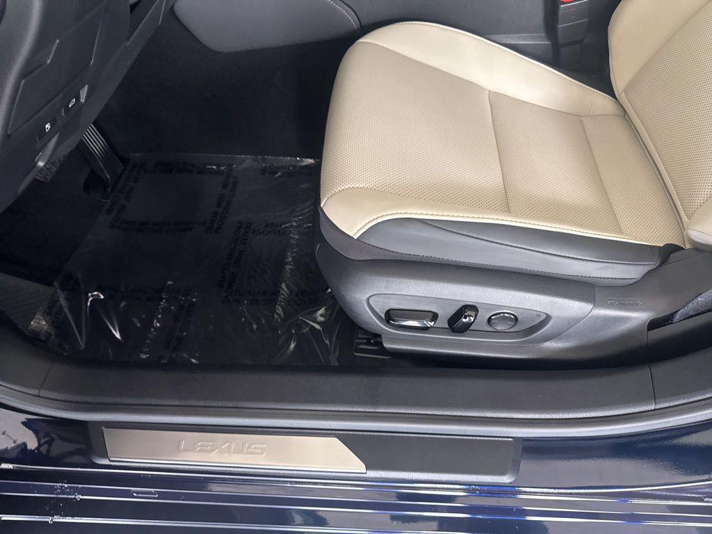 used 2025 Lexus ES 350 car, priced at $44,988