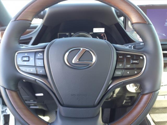 new 2024 Lexus ES 300h car, priced at $54,230