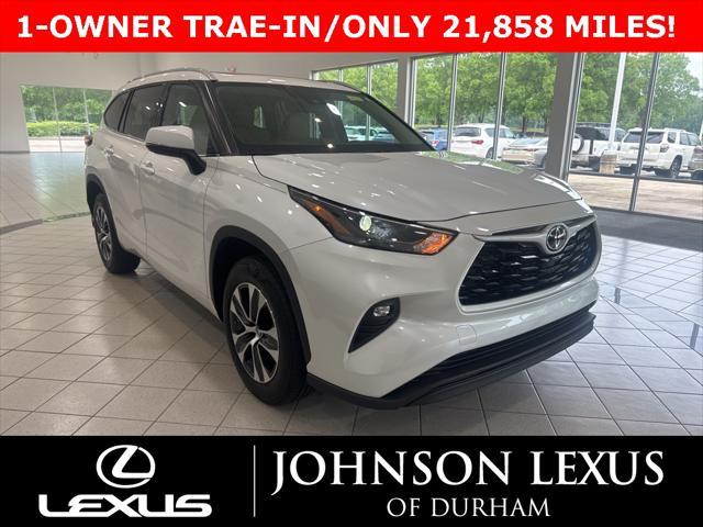 used 2022 Toyota Highlander car, priced at $37,388
