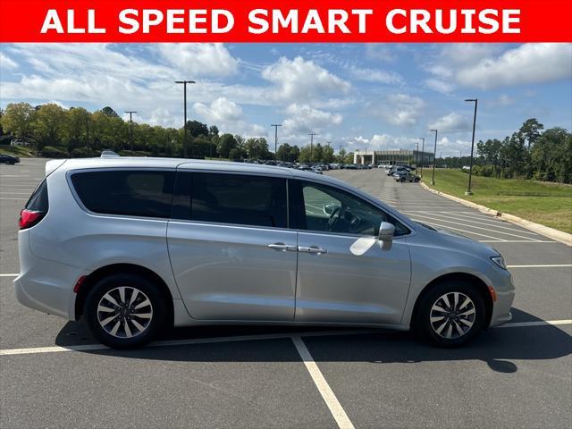 used 2022 Chrysler Pacifica Hybrid car, priced at $21,988