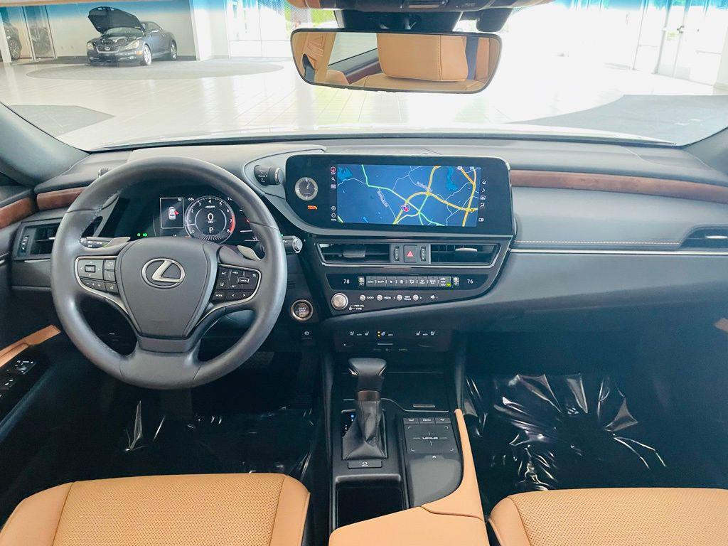 used 2022 Lexus ES 350 car, priced at $36,488