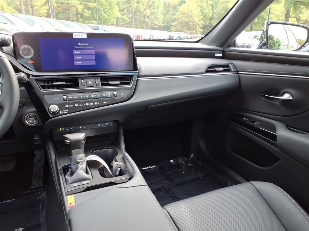 new 2025 Lexus ES 300h car, priced at $51,124