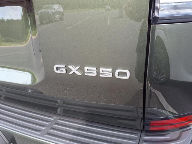 new 2025 Lexus GX 550 car, priced at $83,213