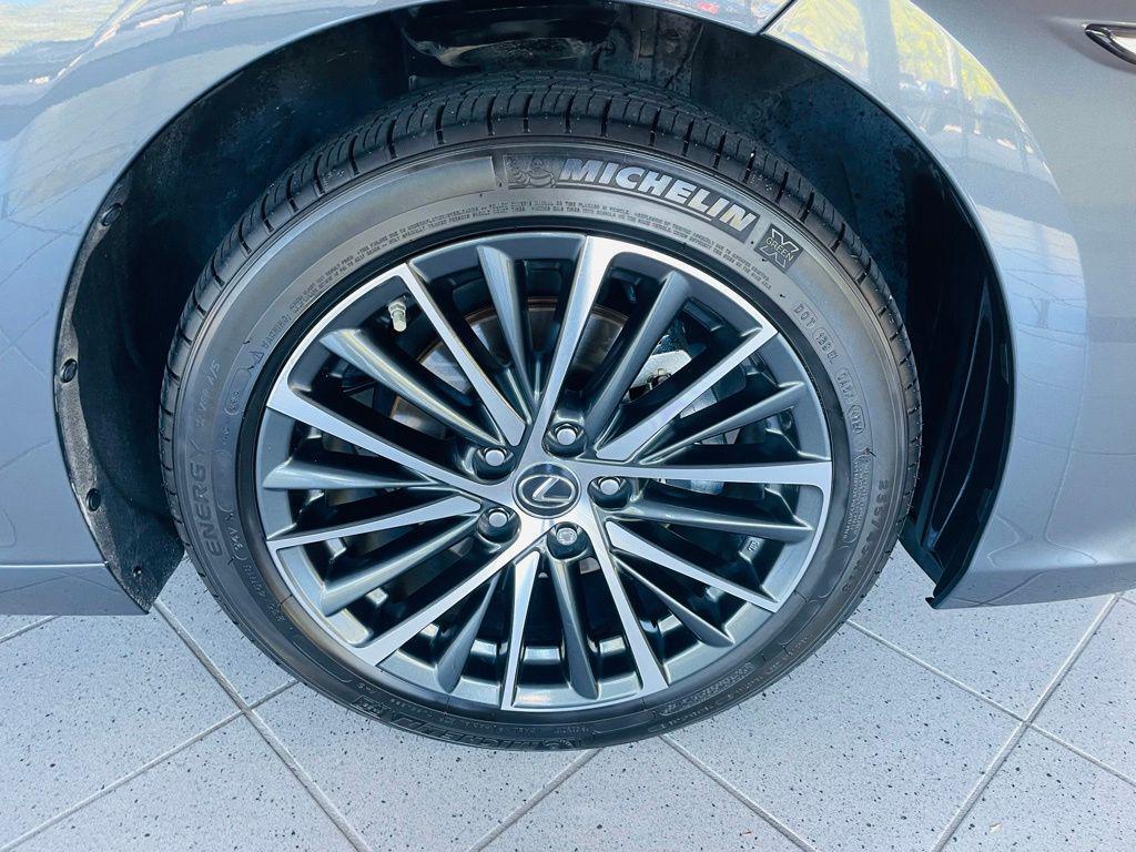 used 2025 Lexus ES 350 car, priced at $43,488