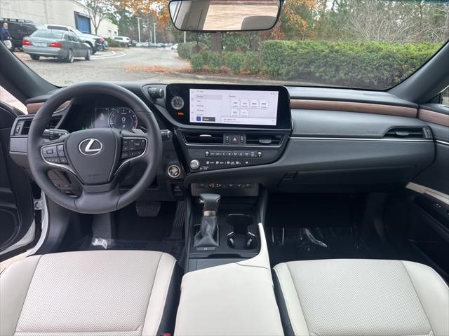 used 2023 Lexus ES 350 car, priced at $41,888